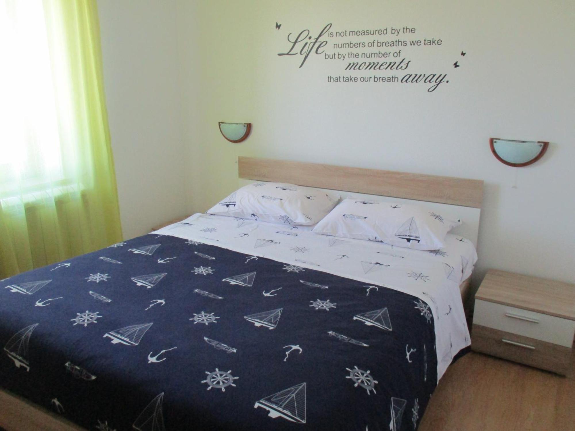 Bed and breakfast Sobe Bukaleta Loznati Extérieur photo